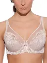 selene mariluz_.webp